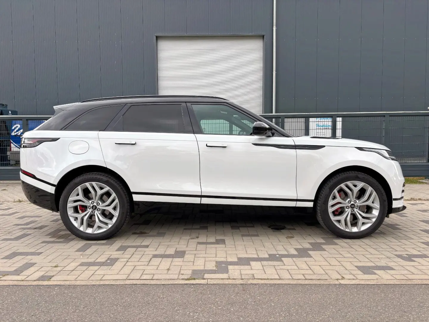 Range Rover Velar D300 DYNAMIC SE / AHK HUD LUFT