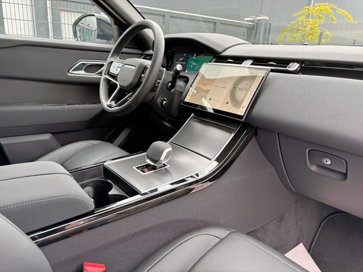 Range Rover Velar D300 DYNAMIC SE / AHK HUD LUFT