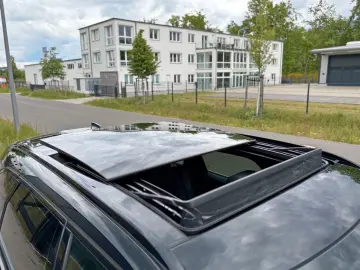 Range Rover Velar D300 DYNAMIC SE / AHK HUD LUFT