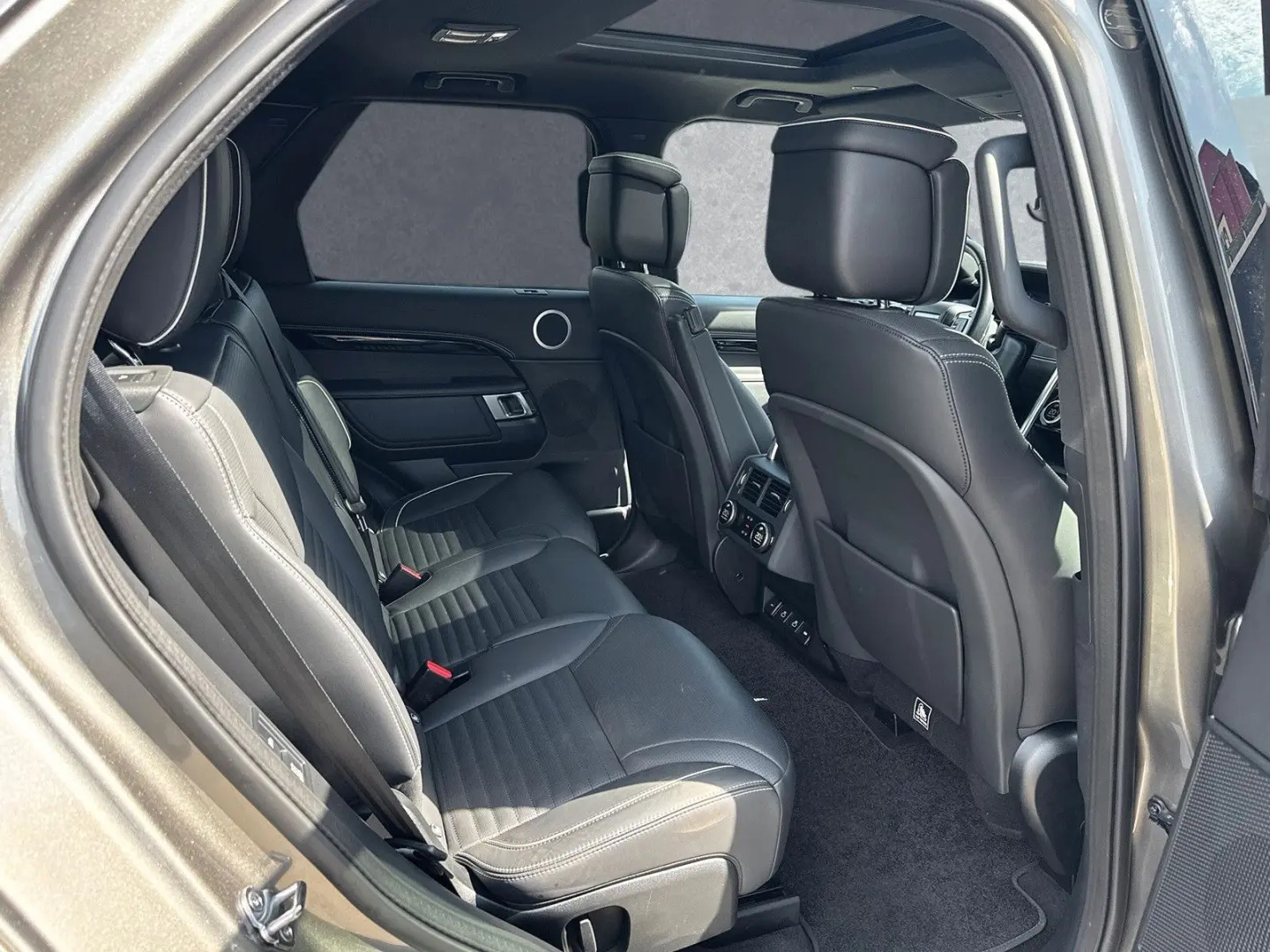 Discovery D300 R-DYNAMIC HSE Massage/AHK