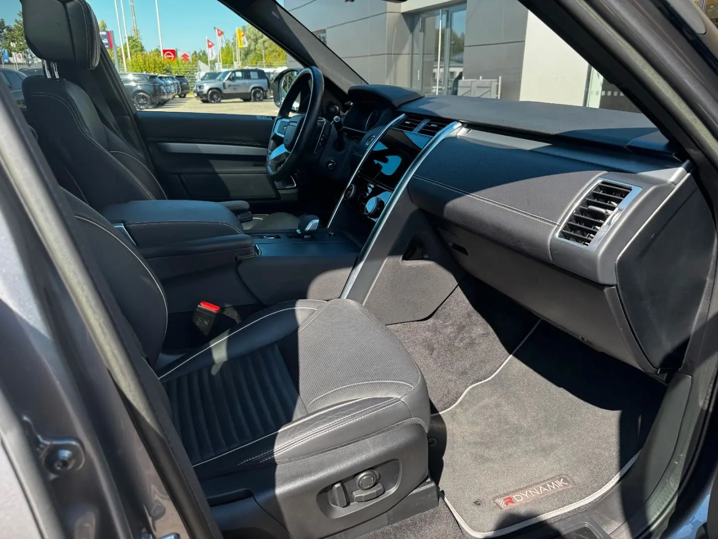 Discovery D250 AWD R-DYNAMIC HSE - AHK
