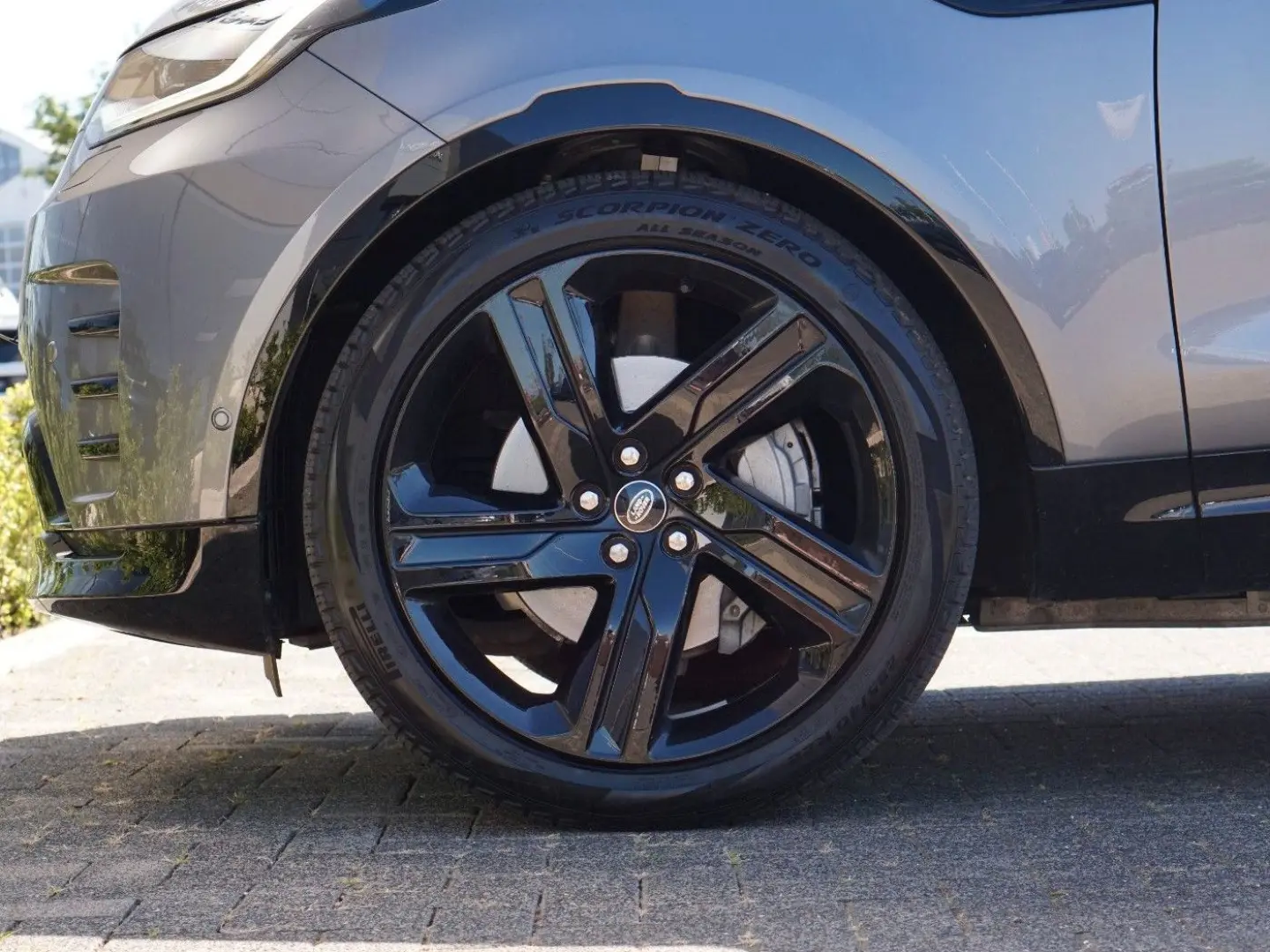 Discovery D250 AWD R-DYNAMIC HSE - AHK