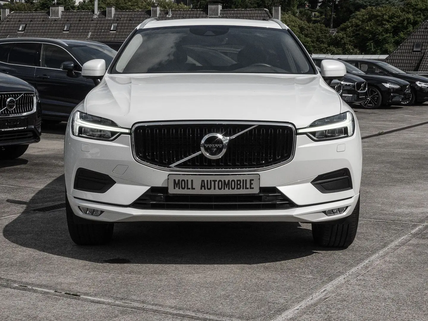 XC60 Momentum Pro AWD B4 Diesel EU6d StandHZG Na