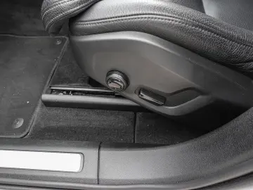 XC60 Momentum Pro AWD B4 Diesel EU6d StandHZG Na