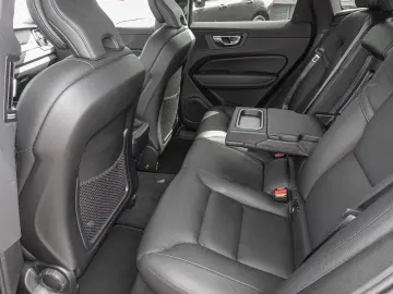 XC60 Momentum Pro AWD B4 Diesel EU6d StandHZG Na