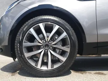 Discovery D300 AWD R-Dynamic SE