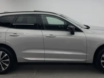 XC60 B4 AWD PLUS DARK PANO+AHK+MEMORY+H&K+LED+