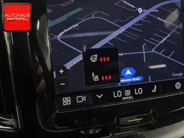 XC60 B4 AWD PLUS DARK PANO+AHK+MEMORY+H&K+LED+