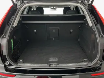 XC60 B4 D AWD Plus Dark