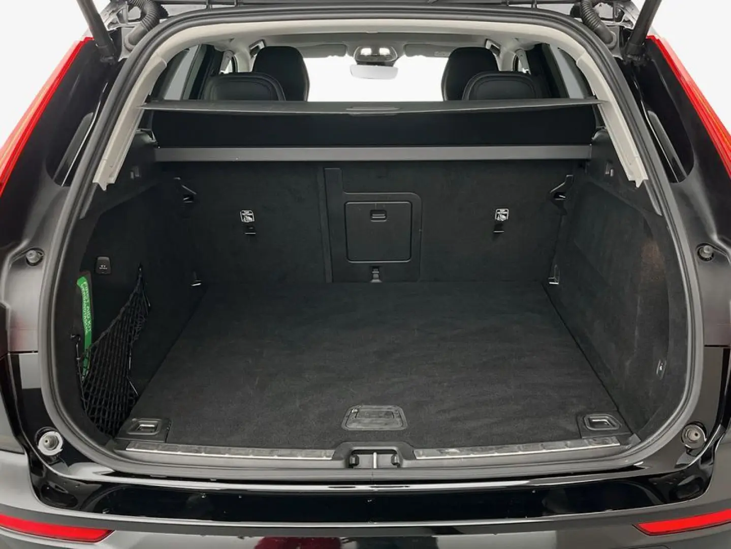 XC60 B4 D AWD Plus Dark