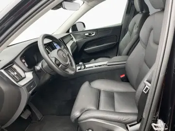 XC60 B4 D AWD Plus Dark