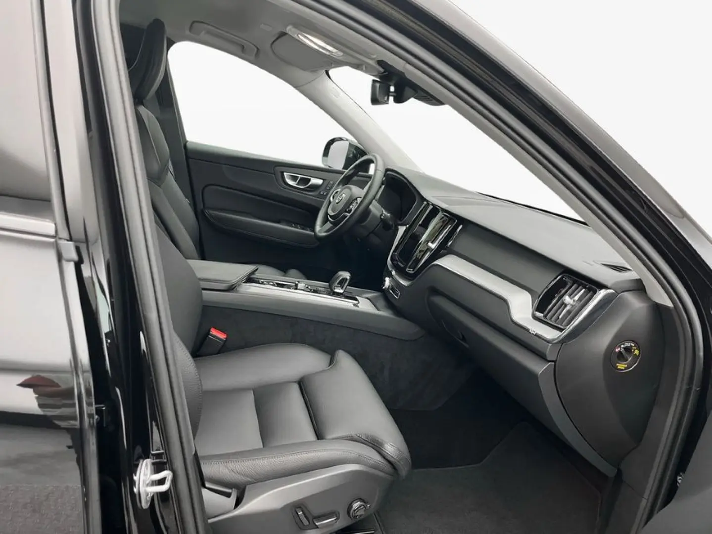 XC60 B4 D AWD Plus Dark