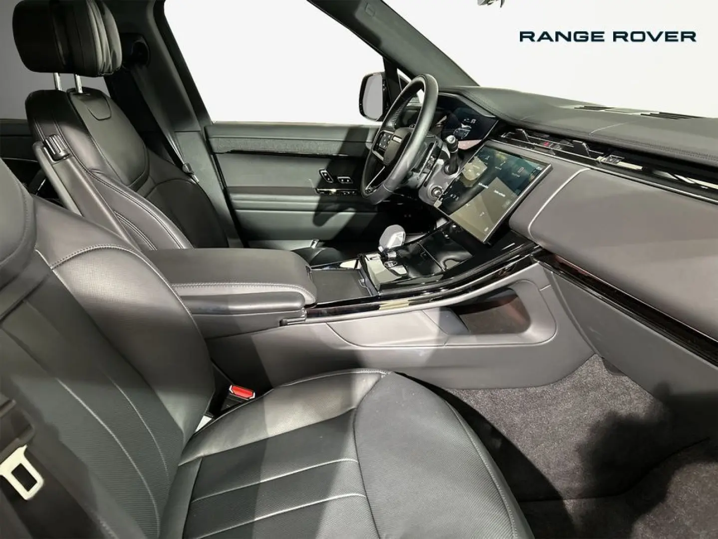 Range Rover Sport P460e Hybrid Dynamic HSE