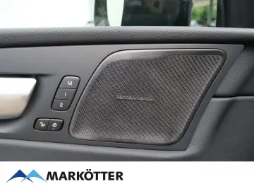 XC60 B4 AWD Plus Dark STHZ/ACC/BLIS/Google/CAM