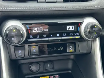 RAV4 Hybrid 4x4 Team D ACC,CarPlay,Kamera,Sitzhz