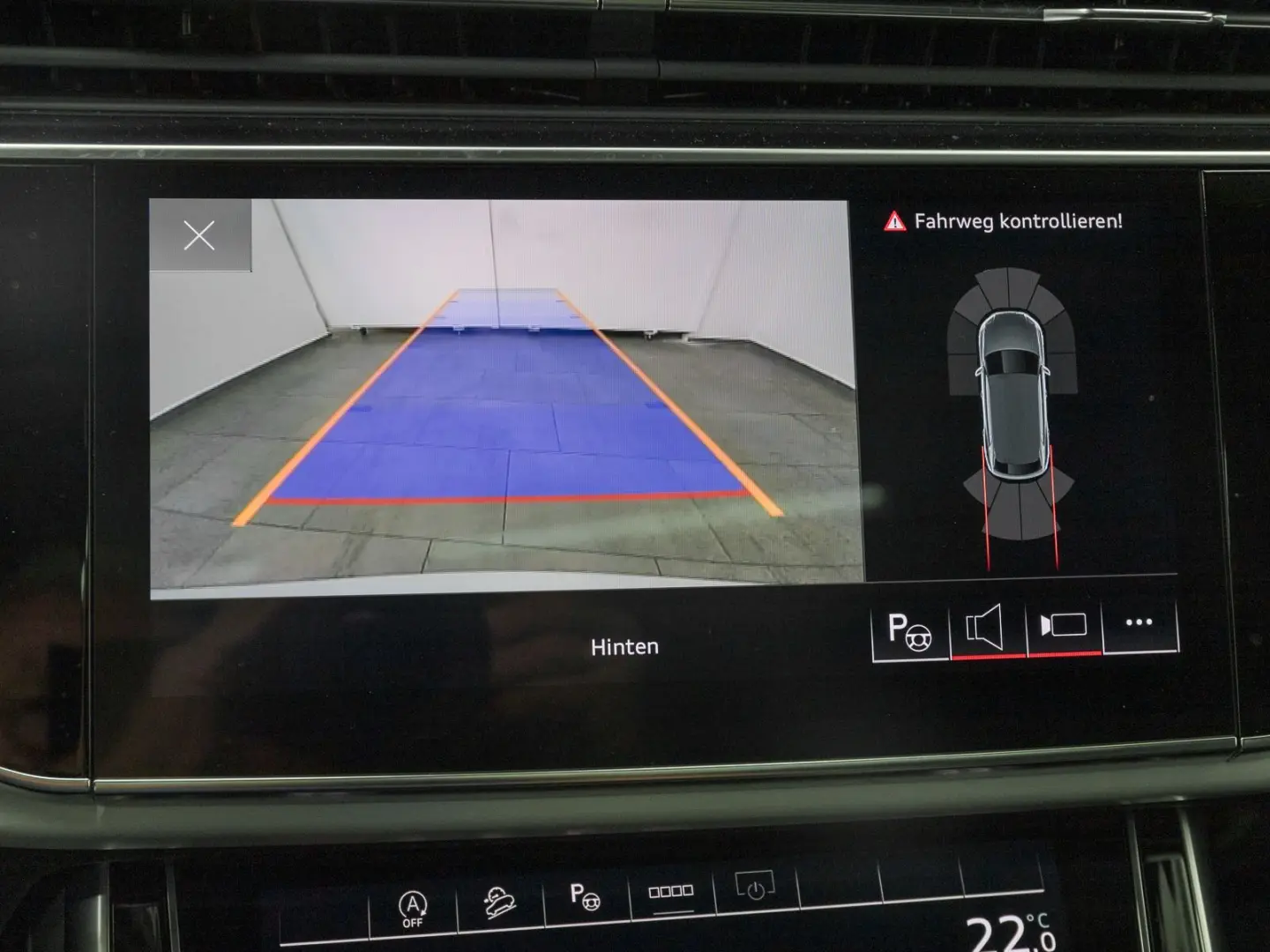 Q8 50 TDI quattro 3x S LINE ASSIST AHK BuO ST.HE