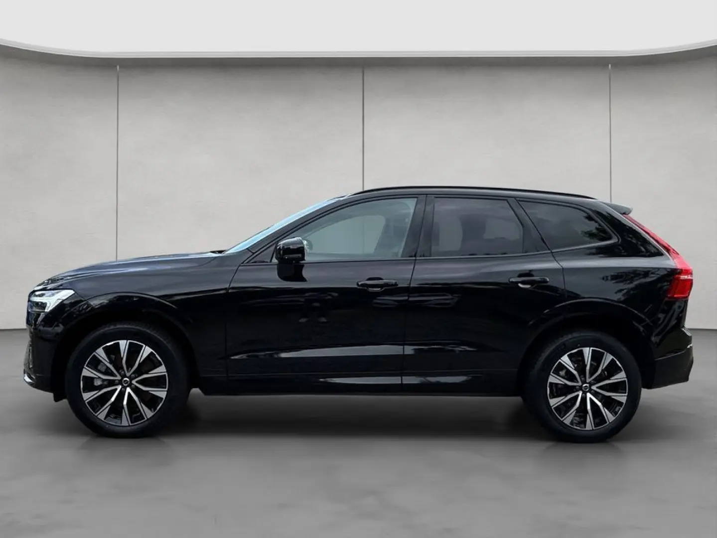 XC60 B4 D AWD Plus Dark LED, Navi