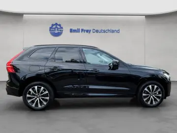 XC60 B4 D AWD Plus Dark LED, Navi