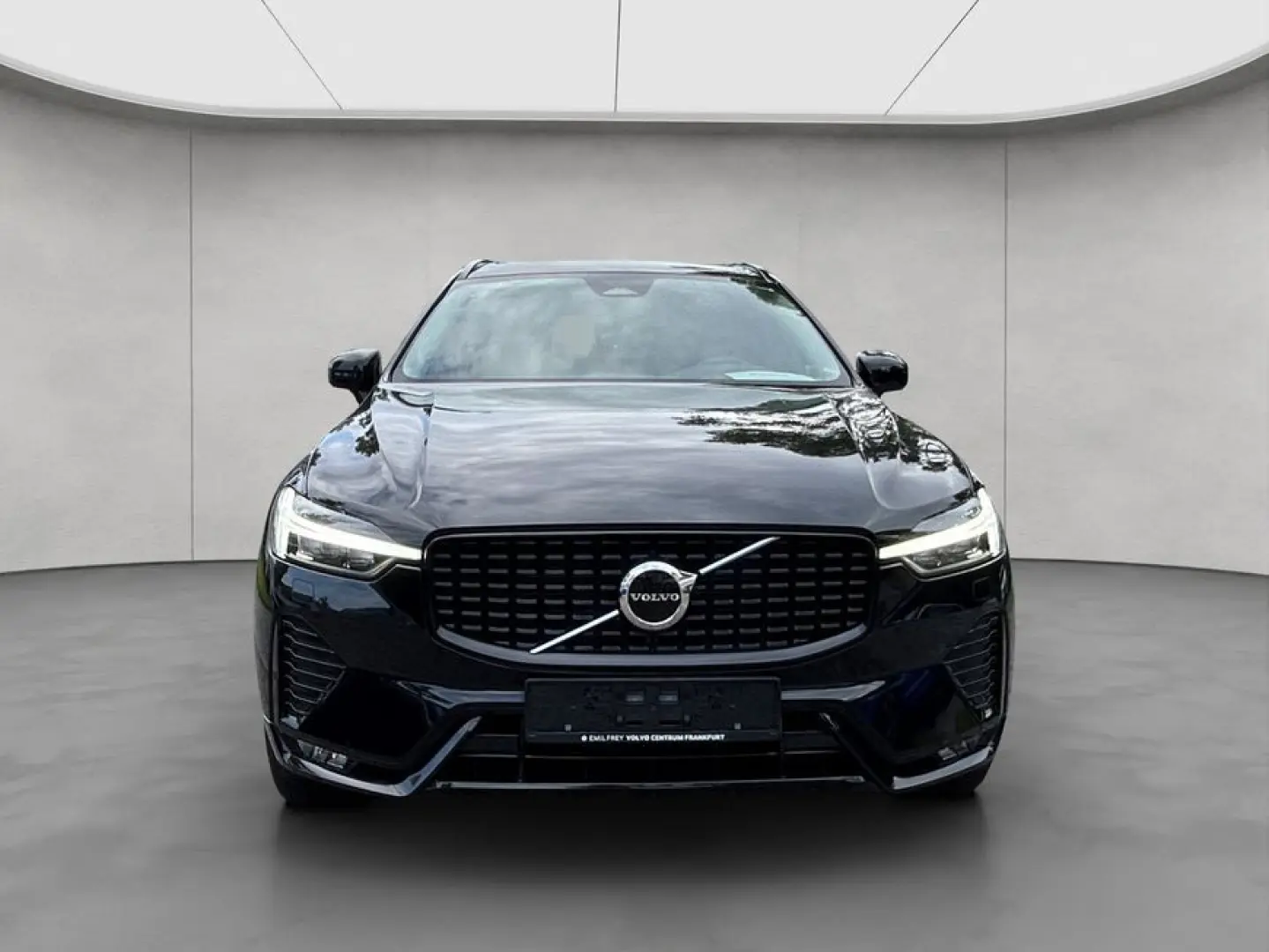 XC60 B4 D AWD Plus Dark LED, Navi