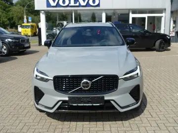 XC60 B4 AWD Plus Dark/AHK/360°Cam/Pano./Lenkrhz.