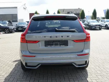 XC60 B4 AWD Plus Dark/AHK/360°Cam/Pano./Lenkrhz.
