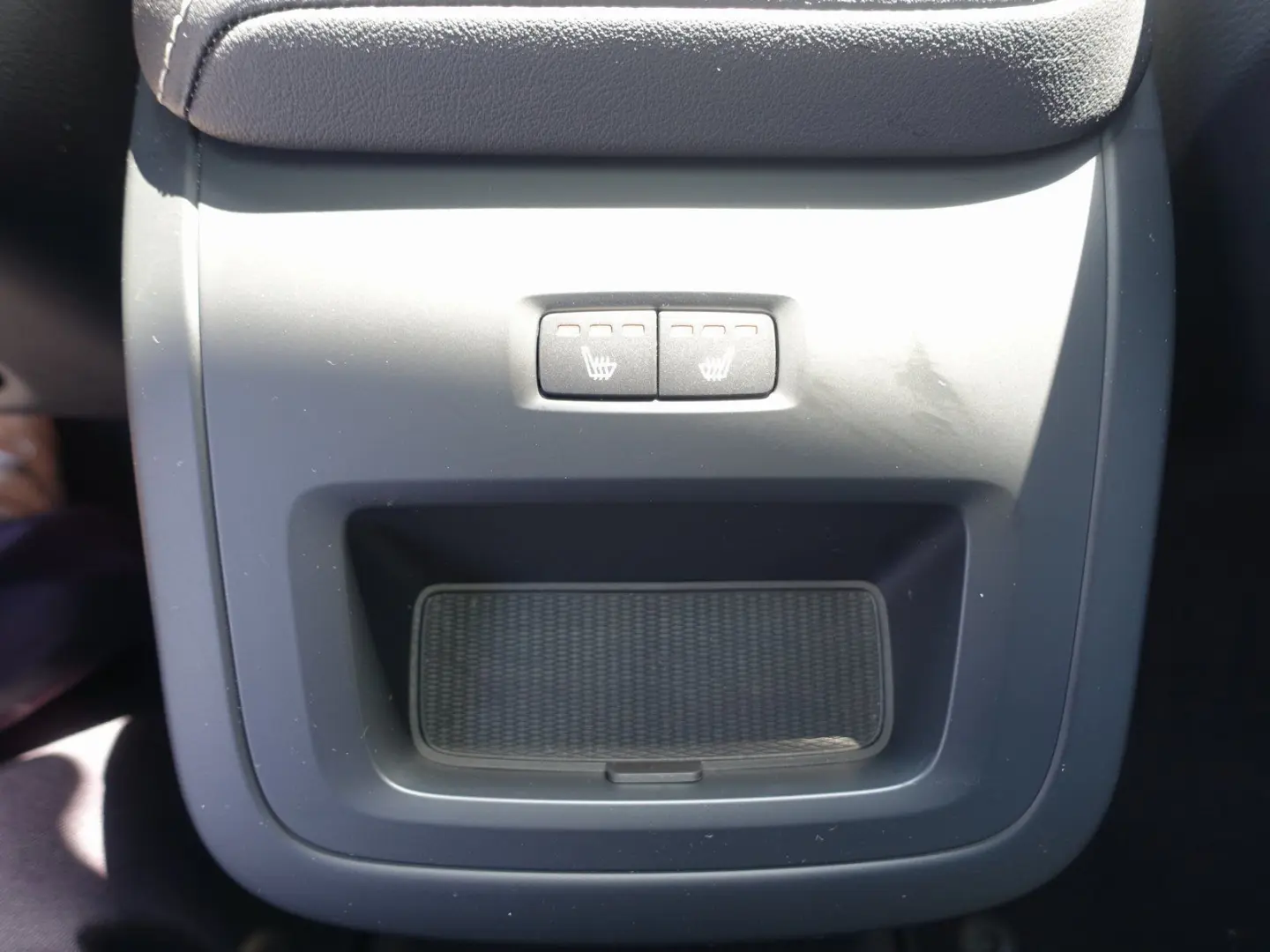 XC60 B4 AWD Plus Dark/AHK/360°Cam/Pano./Lenkrhz.