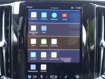 XC60 B4 AWD Plus Dark/AHK/360°Cam/Pano./Lenkrhz.