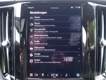 XC60 B4 AWD Plus Dark/AHK/360°Cam/Pano./Lenkrhz.