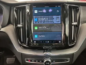 XC60 B4 D AWD Plus Dark Stdhzg * Sound