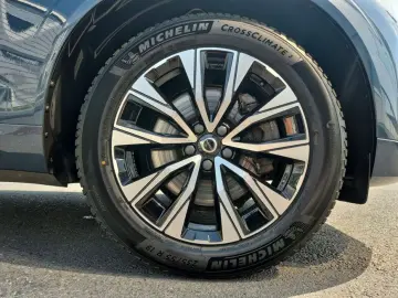 XC60 B4 D AWD Plus Dark Stdhzg * Sound