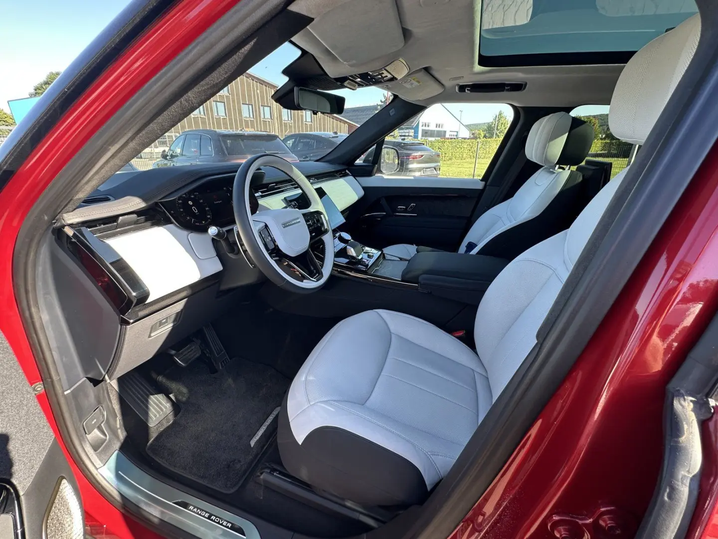 Range Rover Sport P530 4.4 V8  First Edition