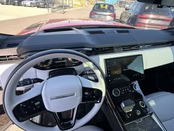 Range Rover Sport P530 4.4 V8  First Edition