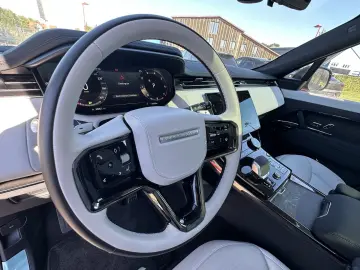 Range Rover Sport P530 4.4 V8  First Edition
