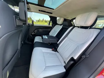 Range Rover Sport P530 4.4 V8  First Edition