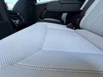 Range Rover Sport P530 4.4 V8  First Edition