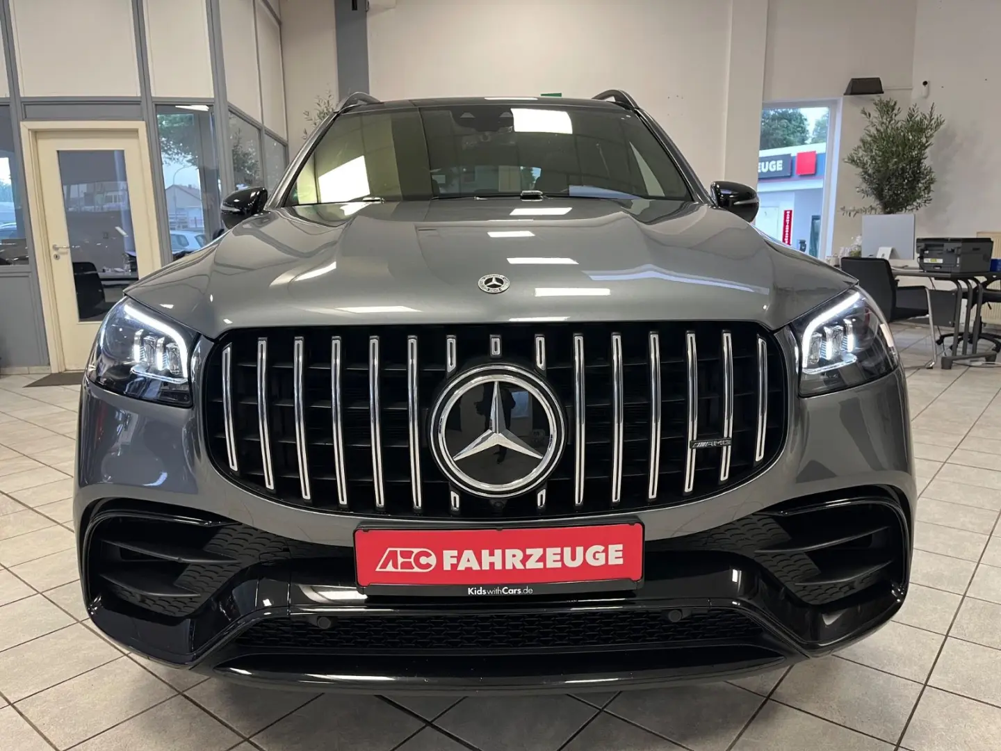 GLS 63 AMG 4Matic+ 1.Hand / MB History / Pano /