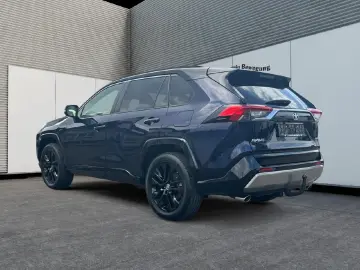 2,5 Hybrid 4x4 Style Selection