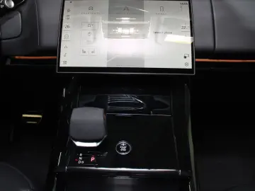 Range Rover Sport D300 Dynamic SE AHK Pano DAB