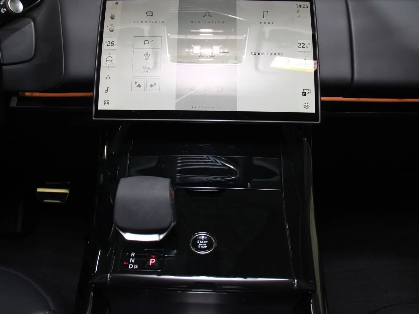 Range Rover Sport D300 Dynamic SE AHK Pano DAB