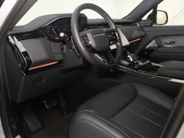 Range Rover Sport D300 Dynamic SE AHK Pano DAB