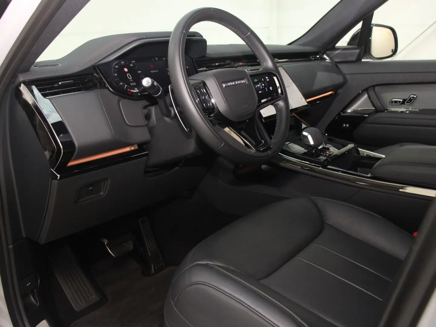 Range Rover Sport D300 Dynamic SE AHK Pano DAB