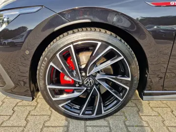 Golf VIII  GTI 2.0 AHK+Kamera+Head up