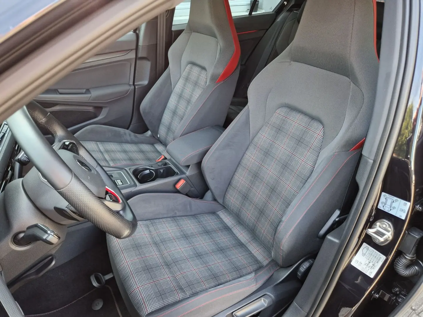 Golf VIII  GTI 2.0 AHK+Kamera+Head up