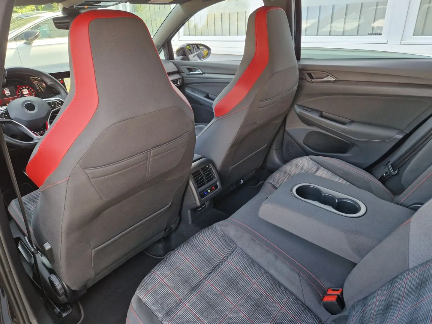 Golf VIII  GTI 2.0 AHK+Kamera+Head up