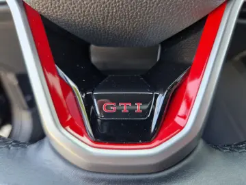 Golf VIII  GTI 2.0 AHK+Kamera+Head up