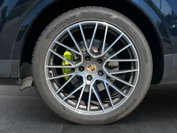 Cayenne E-Hybrid Coupe | 21-Zoll | Luftfederung