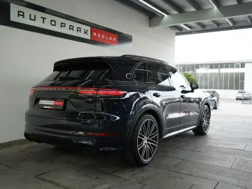 Cayenne Turbo*SportDesign+Sp.Abgas+Sp.Chrono*22z