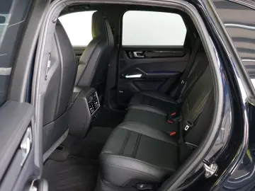 Cayenne Turbo*SportDesign+Sp.Abgas+Sp.Chrono*22z
