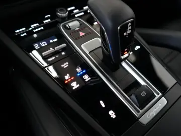 Cayenne Turbo*SportDesign+Sp.Abgas+Sp.Chrono*22z