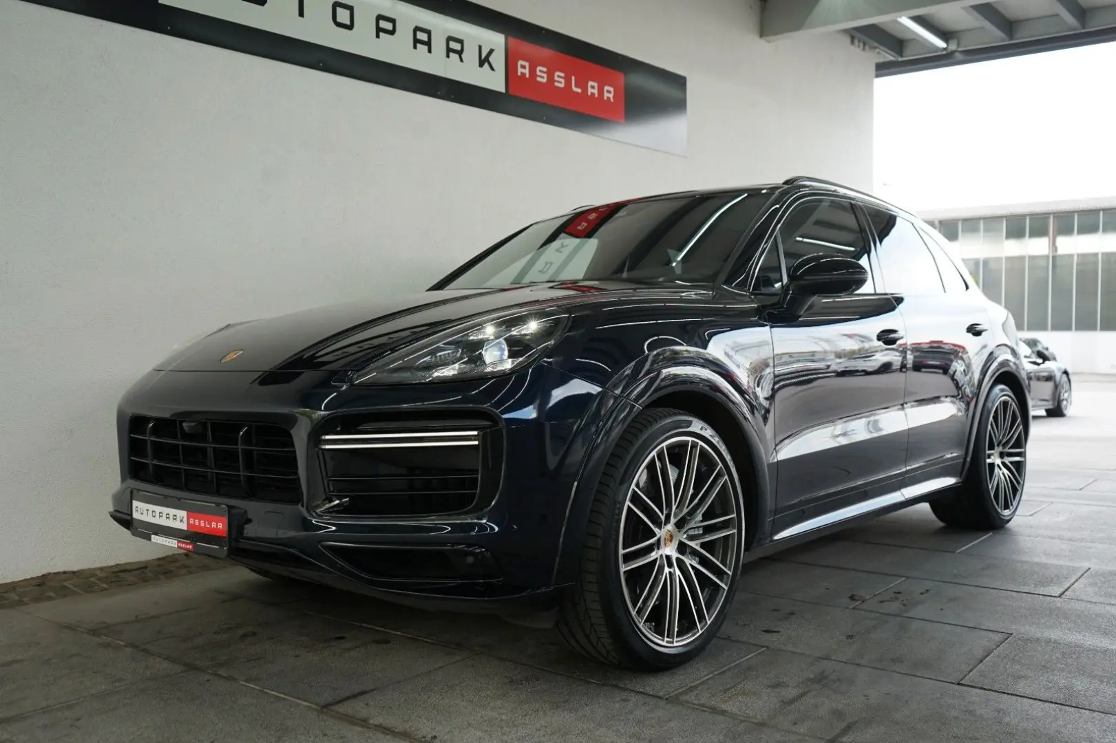 Cayenne Turbo*SportDesign+Sp.Abgas+Sp.Chrono*22z